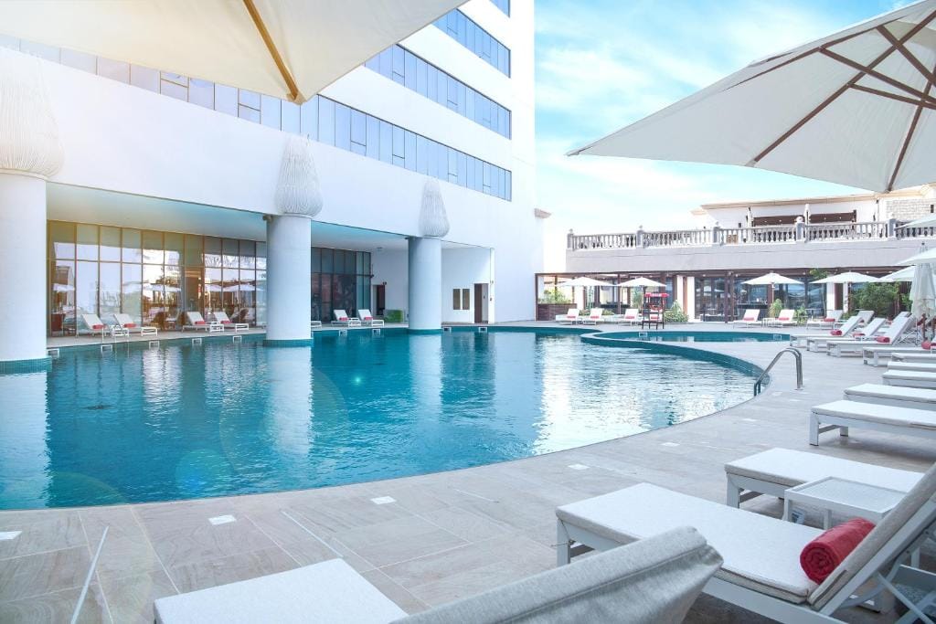 Al Jaddaf Rotana Dubai — 4