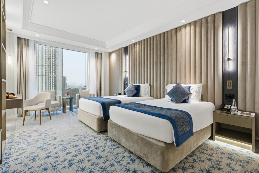 Taj Dubai — 4