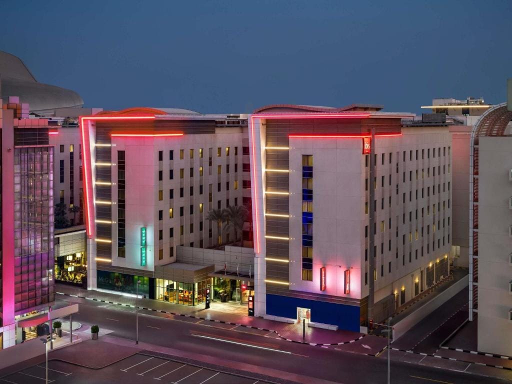 ibis Mall Avenue Dubai — 1