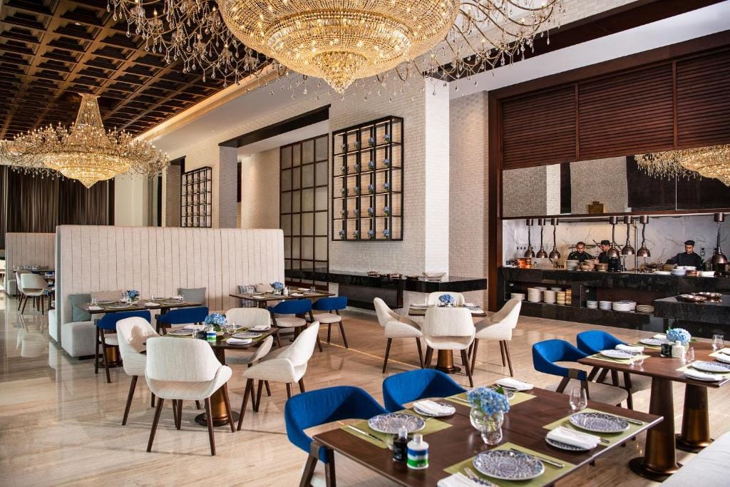 Al Jaddaf Rotana Dubai — 5