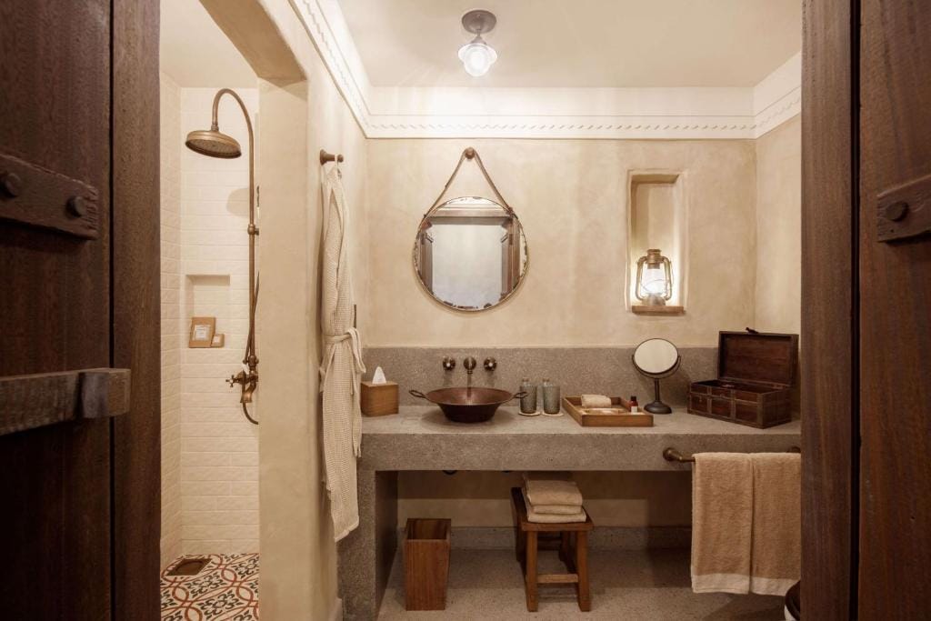 Al Seef Heritage Hotel Dubai, Curio Collection by Hilton — 3