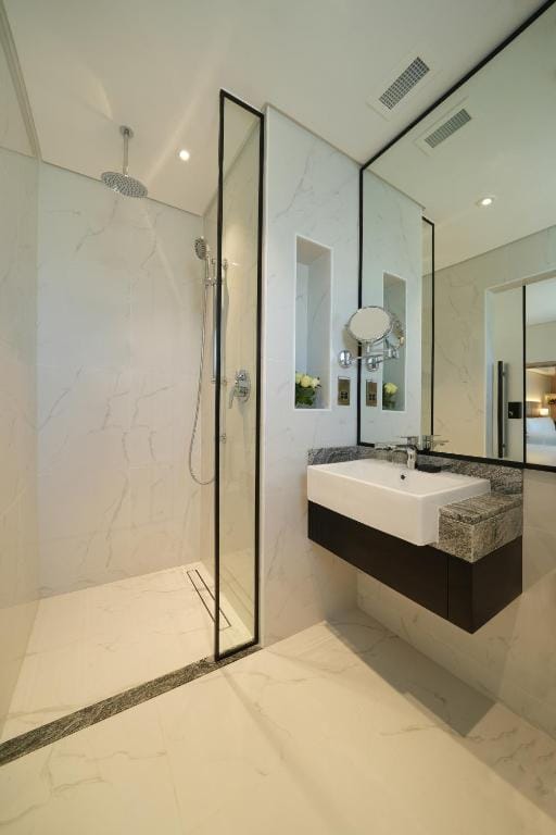 Arabian Park Dubai, an Edge by Rotana Hotel — 3