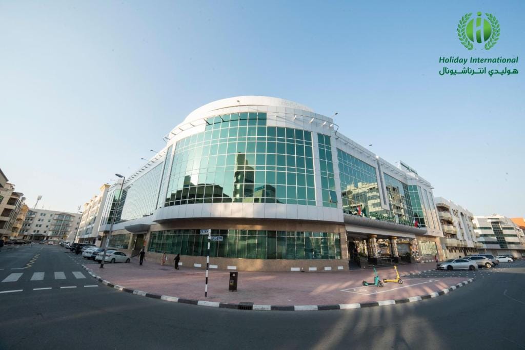 Sunday Hotel Holiday International Dubai — 4