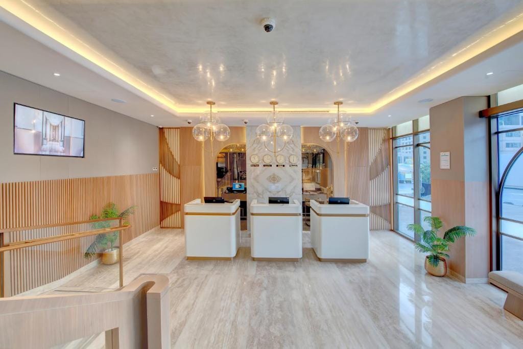 Regency Luxury Suites — 5
