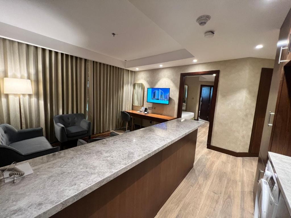 City Seasons Suites — 5