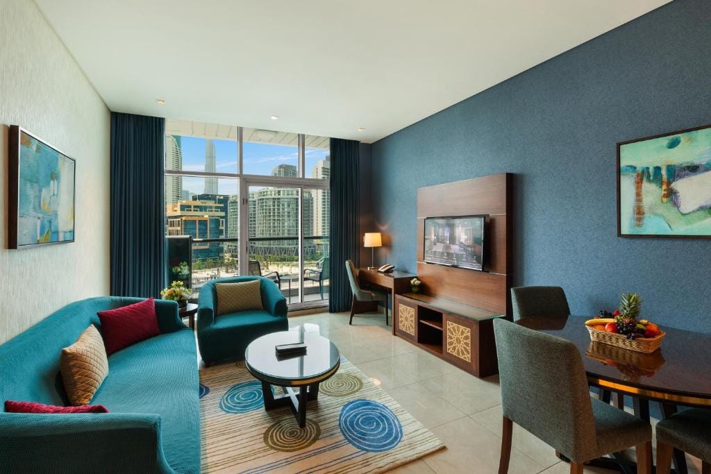 Royal Continental Suites Business Bay - Deluxe Apartments — 4