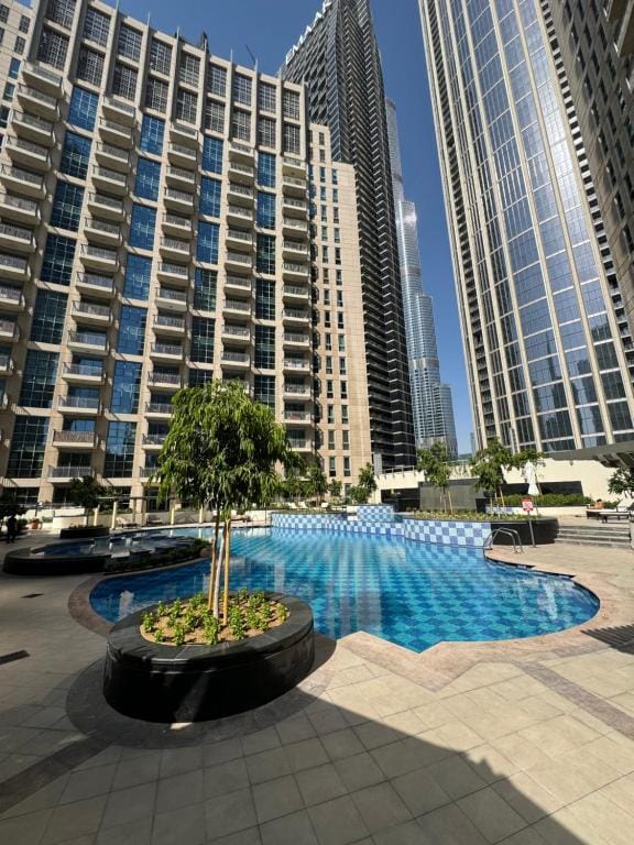 Downtown,Fountain view, nearBurj Khalifa,3 minutes walk to Dubai Mall — 4