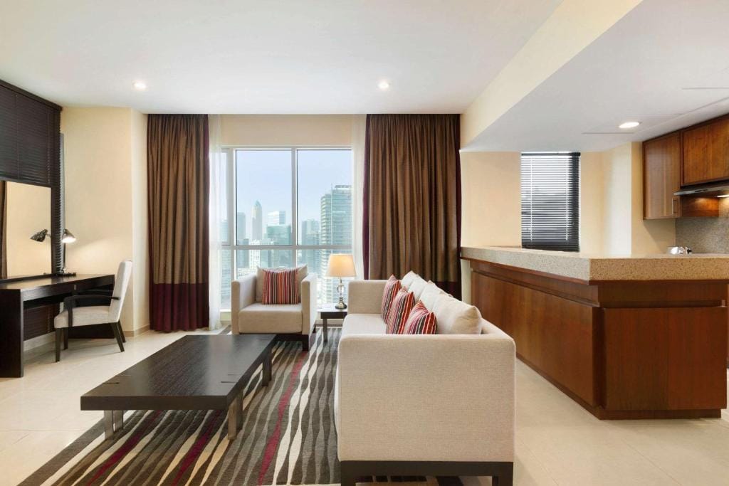 Ramada by Wyndham Downtown Dubai — 4