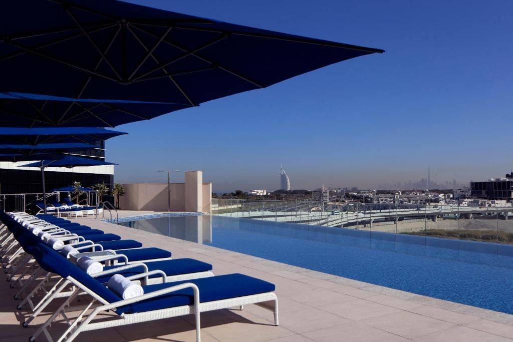 Avani Plus Palm View Dubai Hotel & Suites — 2