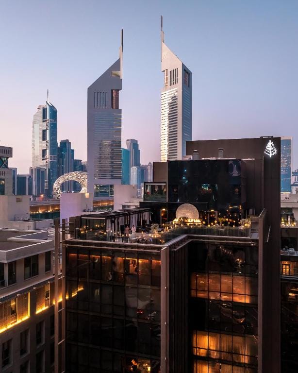 Four Seasons Hotel Dubai International Financial Centre — 1