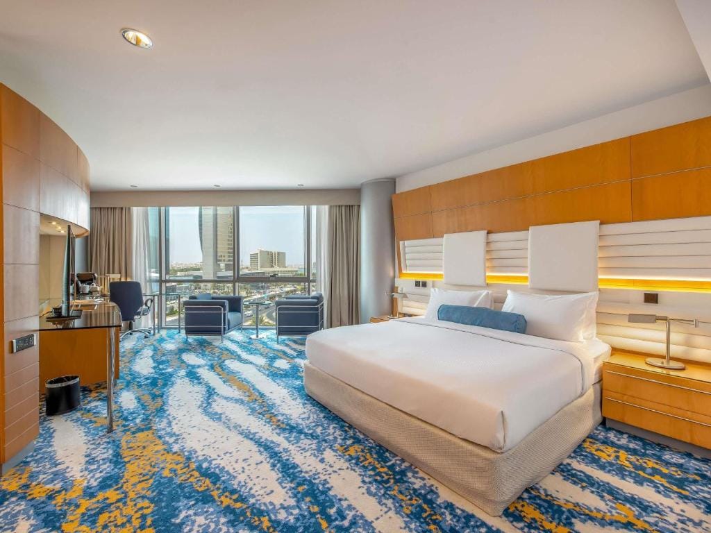 Mövenpick Dubai Creek — 5