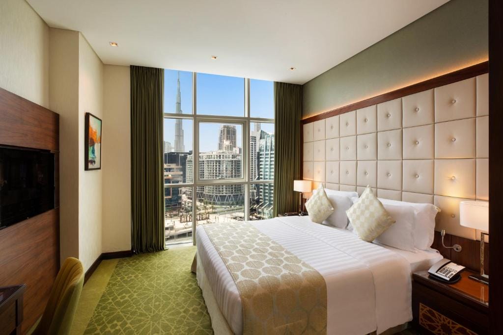 Royal Continental Suites Business Bay - Deluxe Apartments — 2