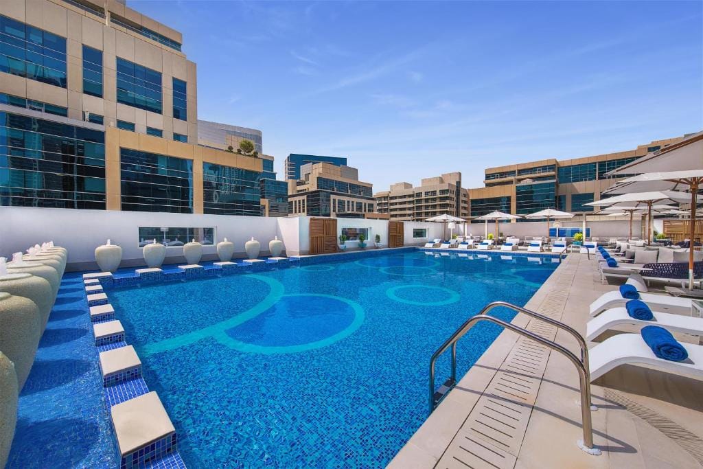 DoubleTree by Hilton Dubai - Business Bay — 4