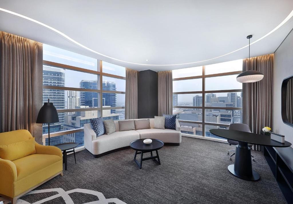 DoubleTree by Hilton Dubai - Business Bay — 5