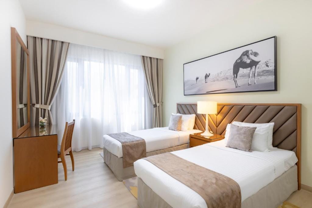 Golden Sands Suites — 2