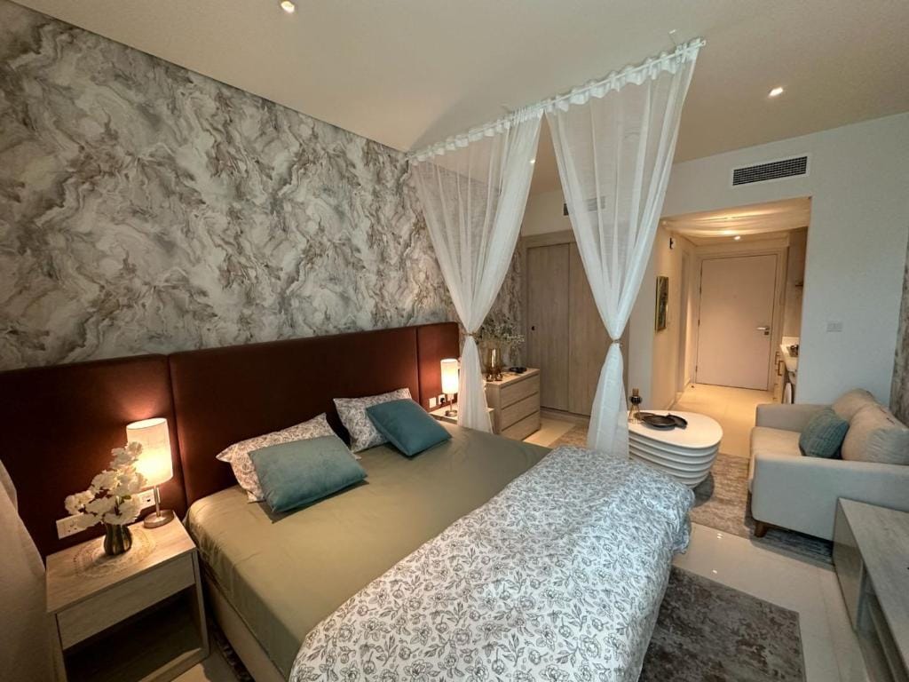 Luxury Studio Palm Jumeirah Infinity Pool and Beach — 5