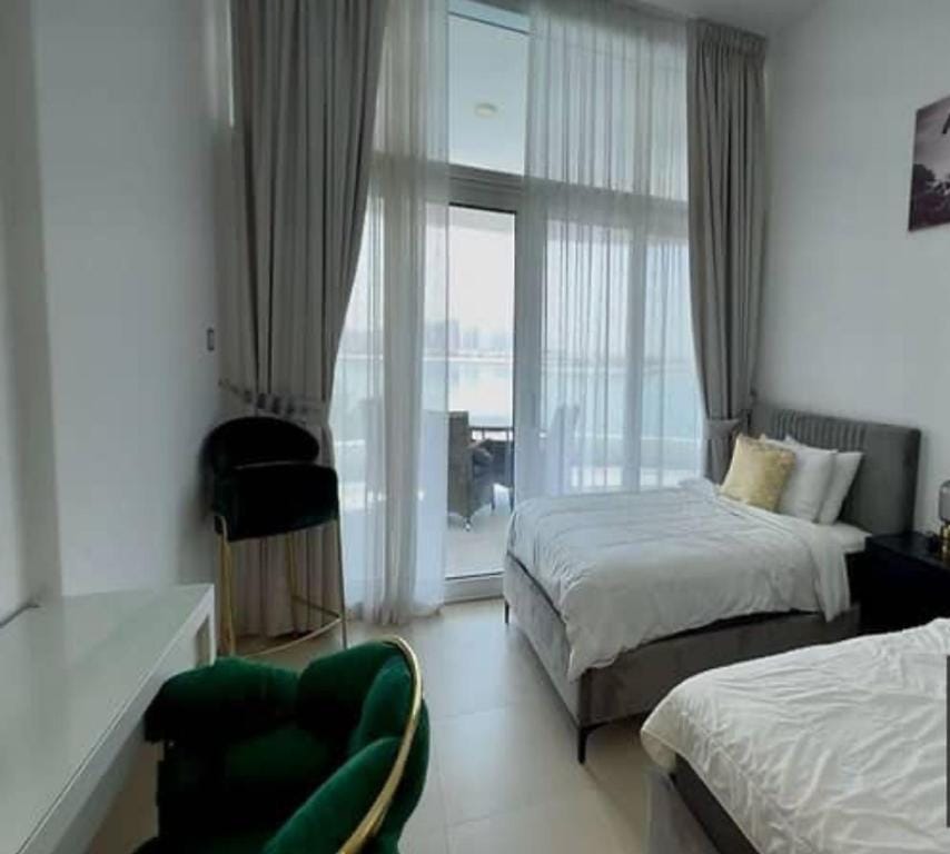 Fleur Star Apartments — 2