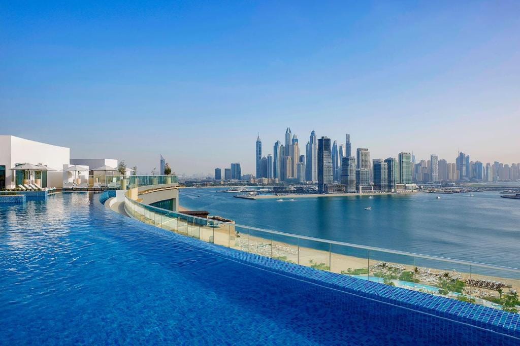 Luxury Studio Palm Jumeirah Infinity Pool and Beach — 2