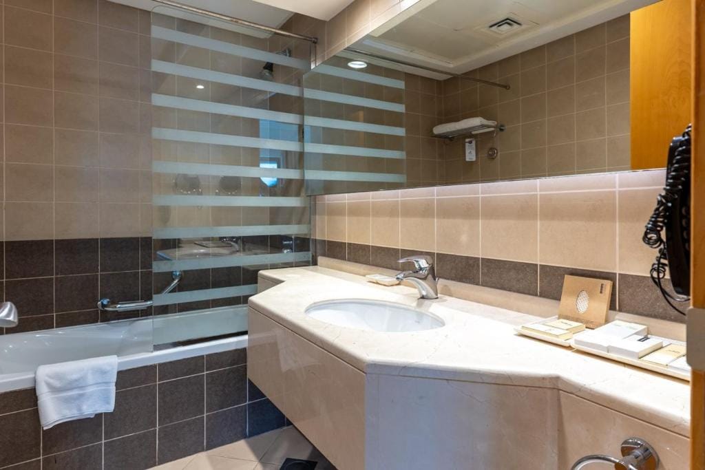 Grand Bellevue Hotel Apartment Dubai — 3