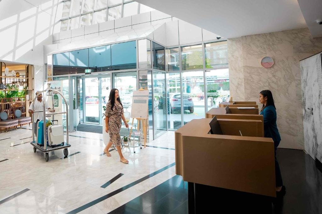Grand Heights Dubai Hotel Apartments — 2