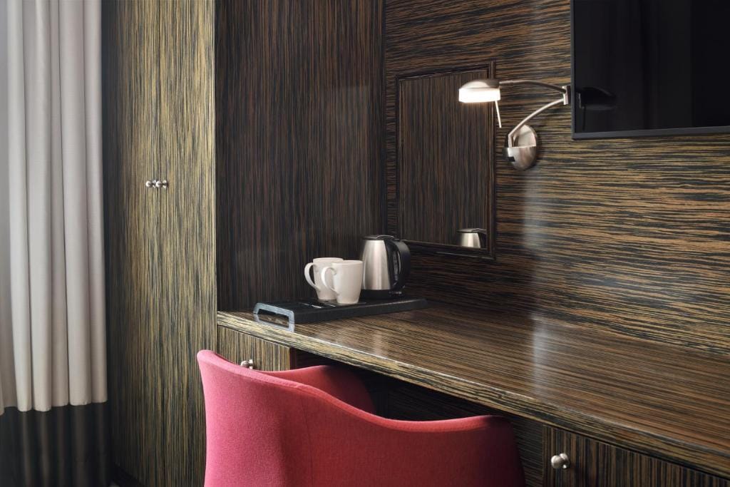 Holiday Inn Express Dubai Internet City by IHG — 3