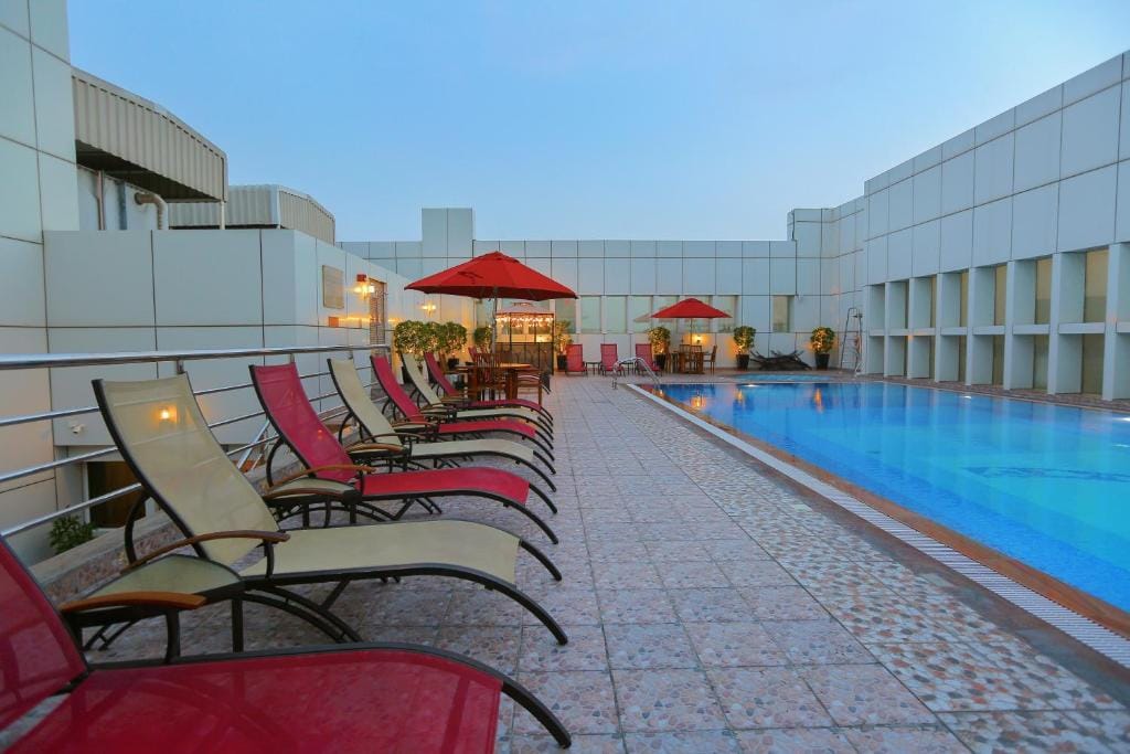 Ivory Grand Hotel Apartments — 3
