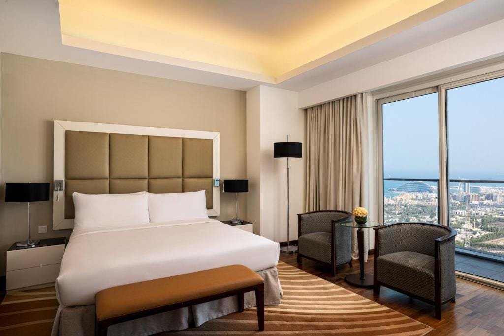 La Suite Dubai Hotel & Apartments Operated by Minor Hotels — 2