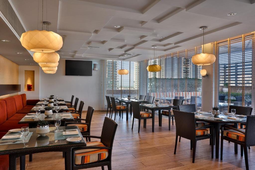 La Suite Dubai Hotel & Apartments Operated by Minor Hotels — 4