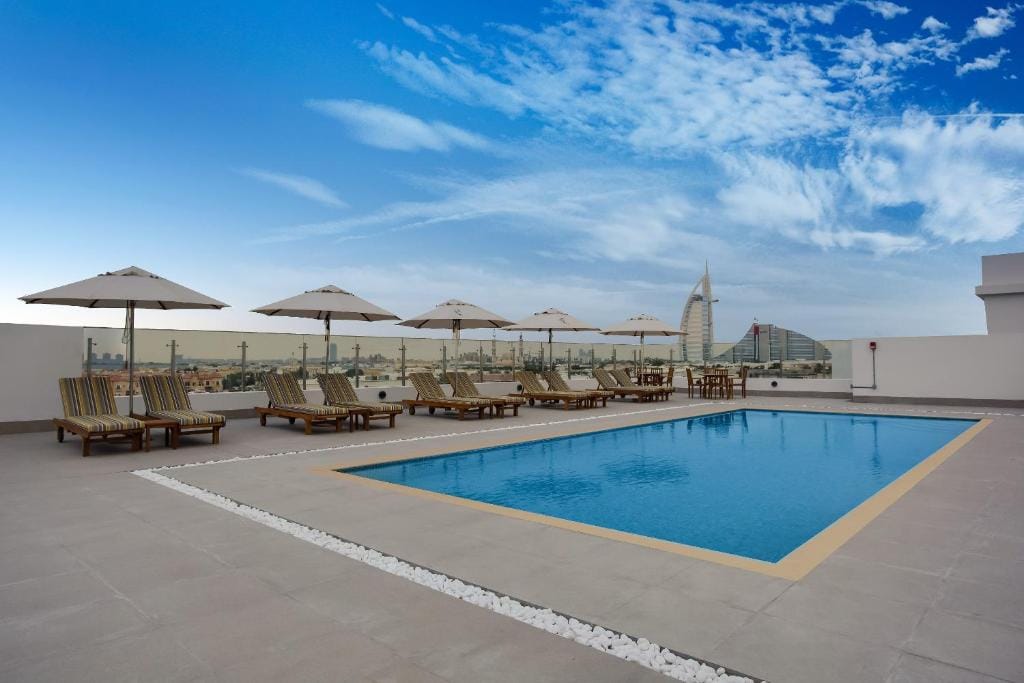 Lemon Tree Hotel, Jumeirah Dubai — 4