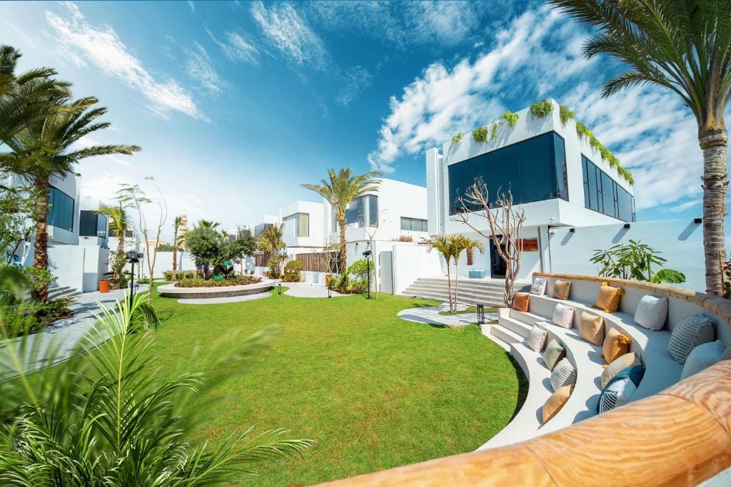 Nas House Private & Shared Villas — 1