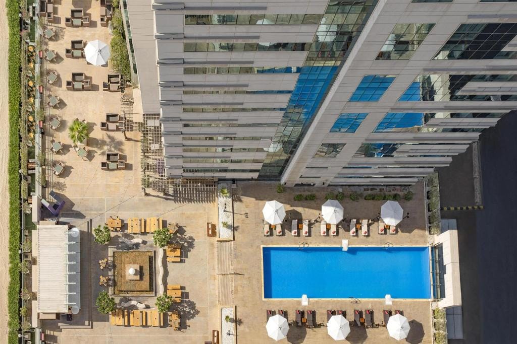 Radisson Blu Hotel, Dubai Barsha Heights — 3