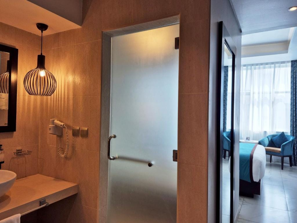 Signature Hotel Al Barsha — 3
