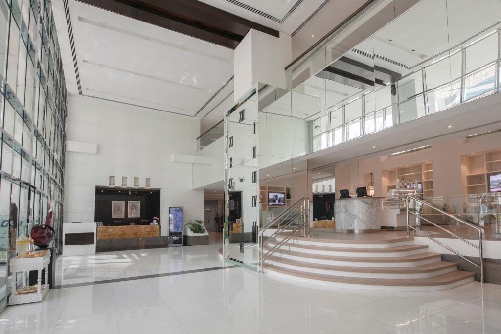 TIME Oak Hotel & Suites — 4