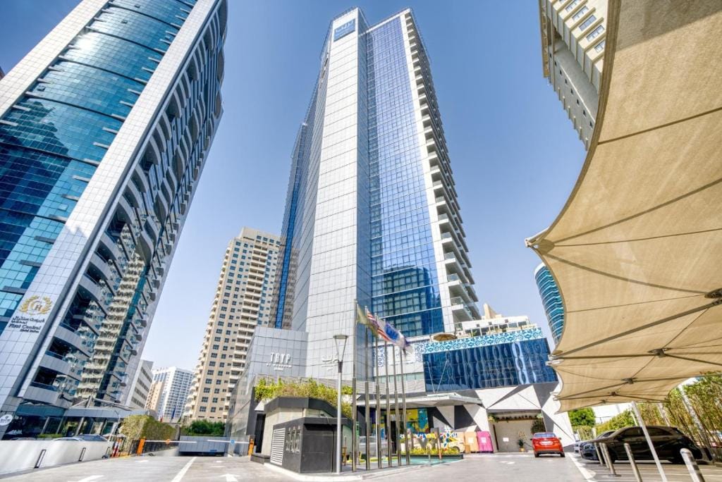 TRYP by Wyndham Dubai — 1