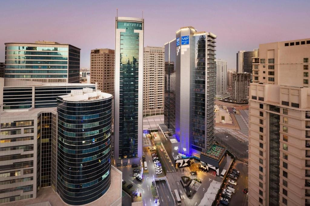 TRYP by Wyndham Dubai — 2