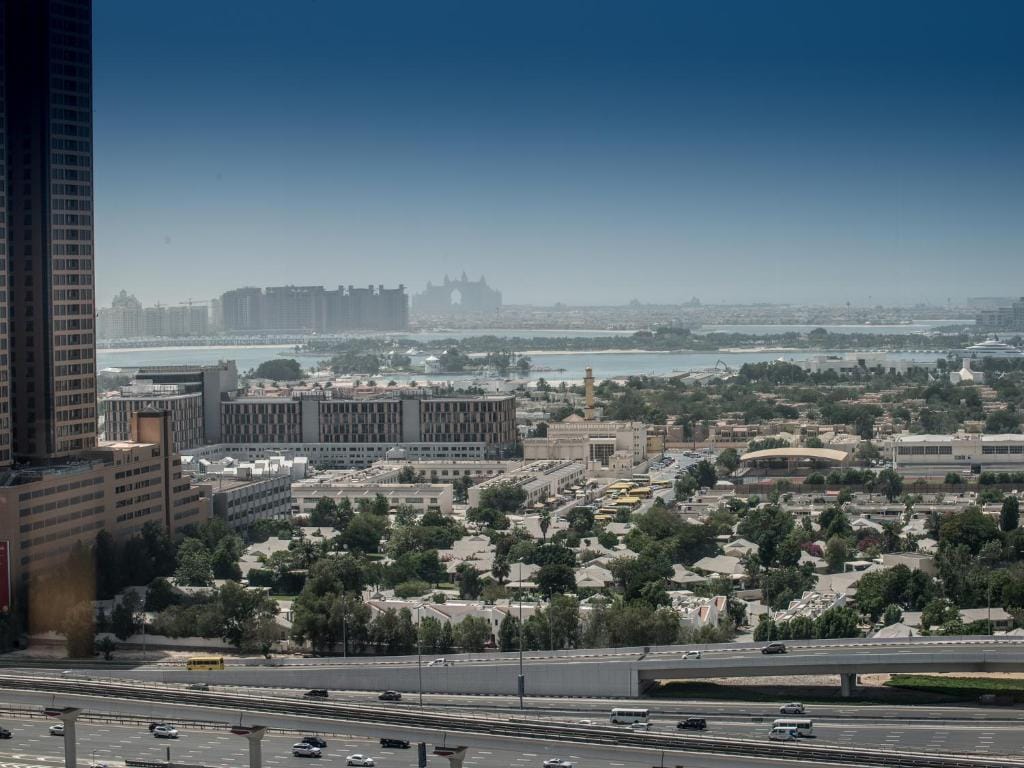 Grand Millennium Dubai — 4