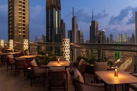 Four Points by Sheraton Sheikh Zayed Road, Dubai — 1