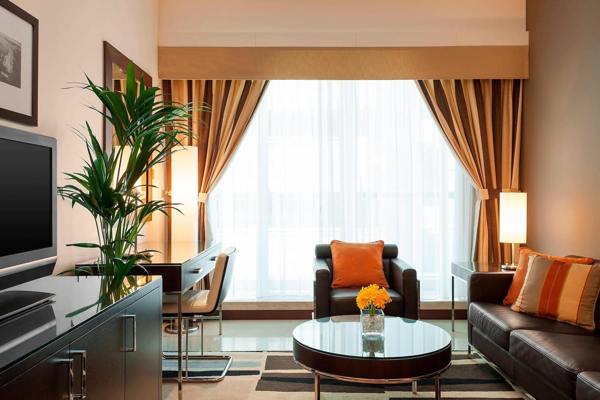 Four Points by Sheraton Sheikh Zayed Road, Dubai — 4