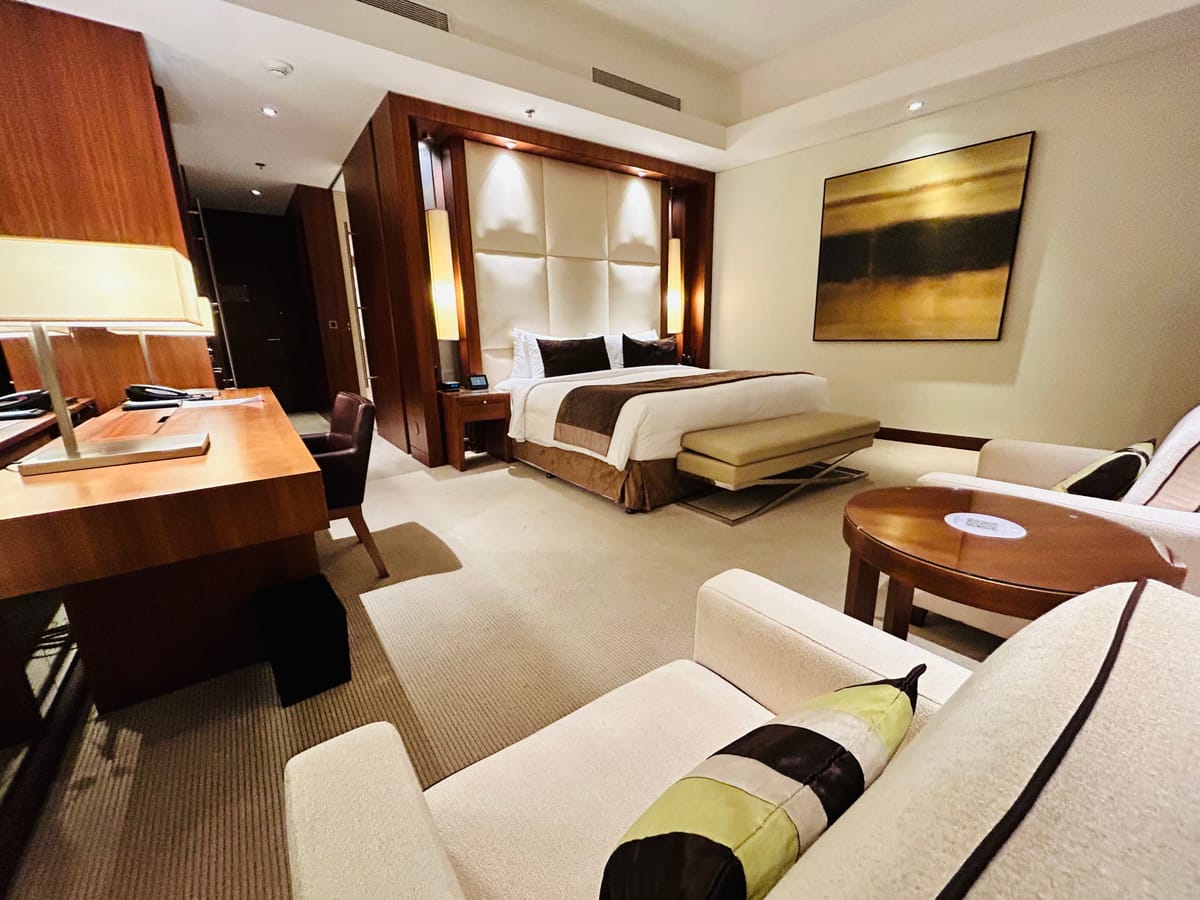 JW Marriott Marquis Hotel Dubai — 1